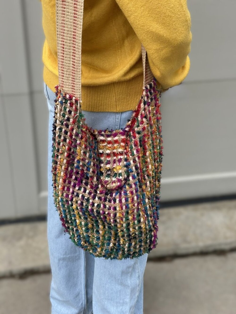 Vintage 70s Hand Woven Rag Rug Hobo Bag Boho Multi Color Purse Coconut Button